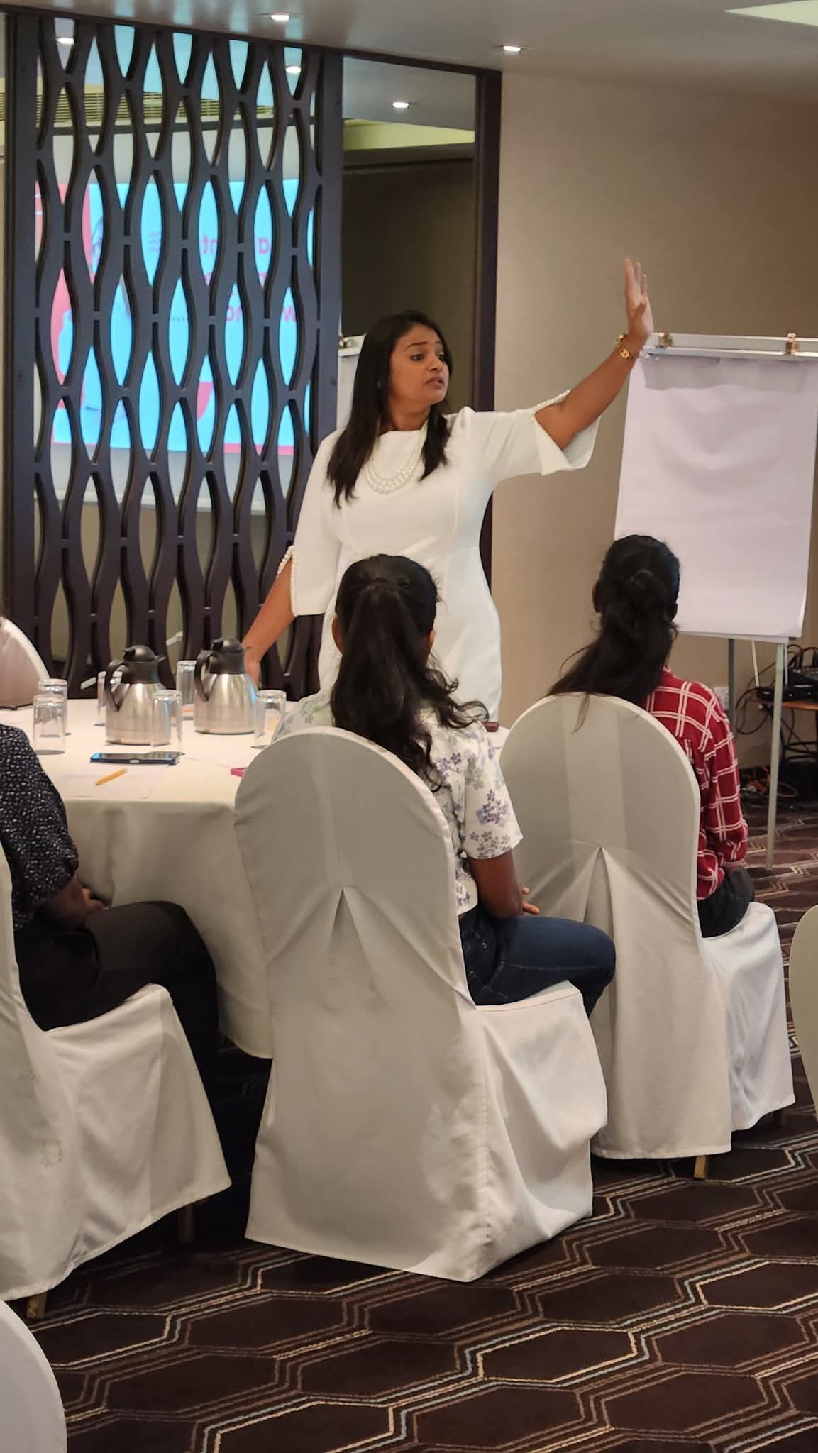 Shivalatha leading a live Training Lab facilitation session
